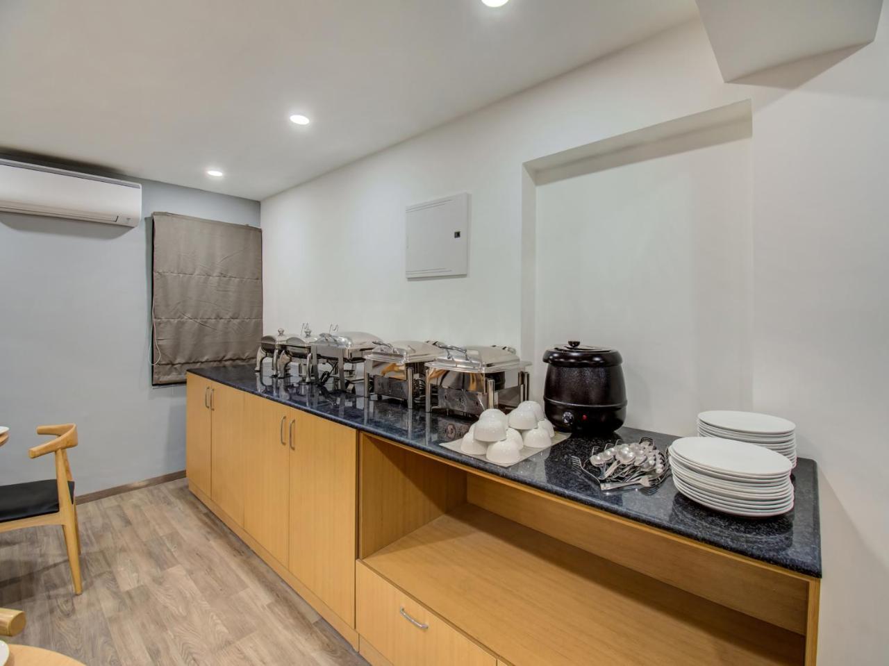 Hôtel Oyo Townhouse 66 Nagpur Station Ca Road Extérieur photo