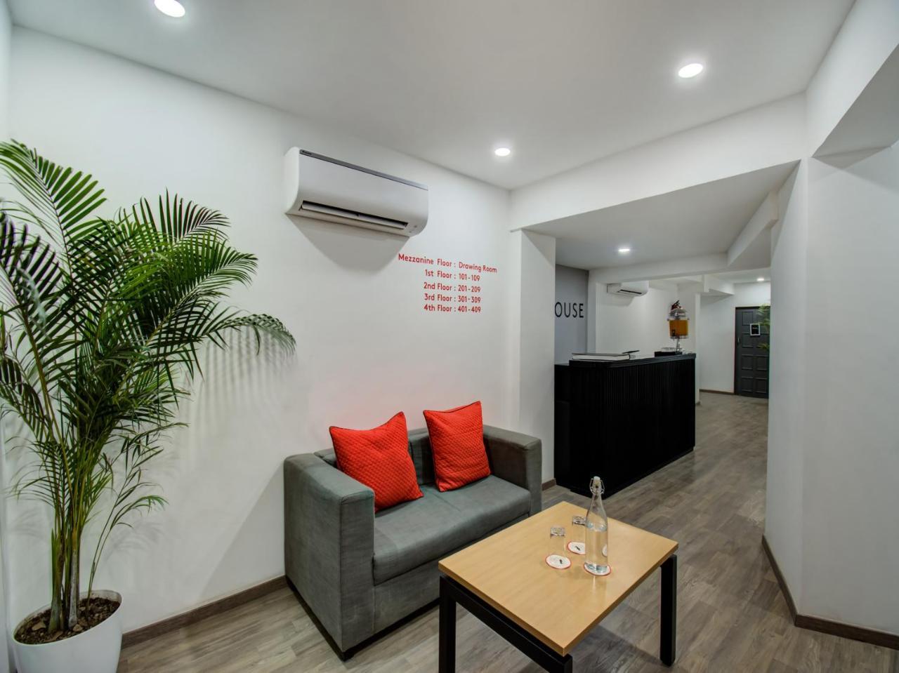 Hôtel Oyo Townhouse 66 Nagpur Station Ca Road Extérieur photo