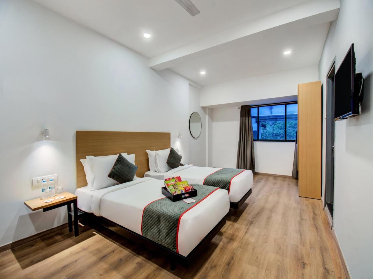 Hôtel Oyo Townhouse 66 Nagpur Station Ca Road Extérieur photo